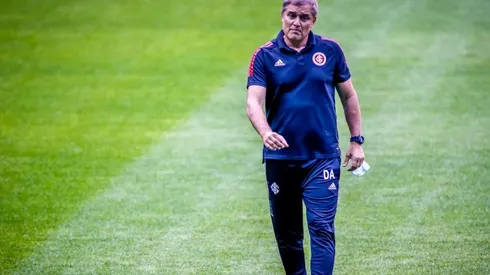 El técnico uruguayo estaría cerca de firmar con Cruz Azul