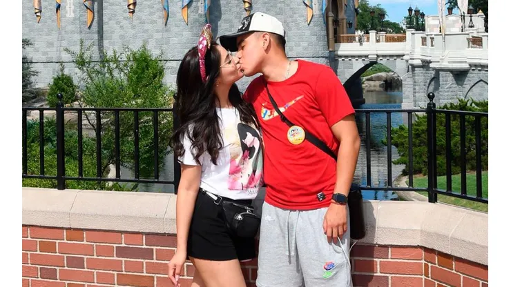 Charly Rodríguez aprovecha sus vacaciones en Cruz Azul al lado de su novia.