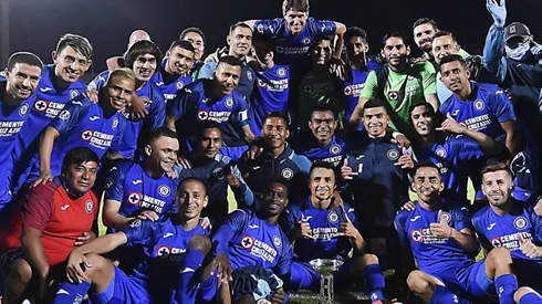 Los cementeros se coronaron en un torneo en donde terminaron invictos