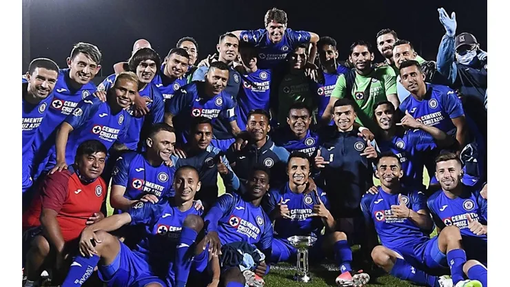 Los cementeros se coronaron en un torneo en donde terminaron invictos