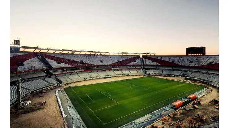 Así luce la cancha del Estadio Monumental a 21 años del partido que jugó aquí Cruz Azul.