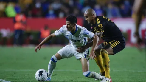 Cruz Azul recibe a Tigres UANL en el Estadio Azteca