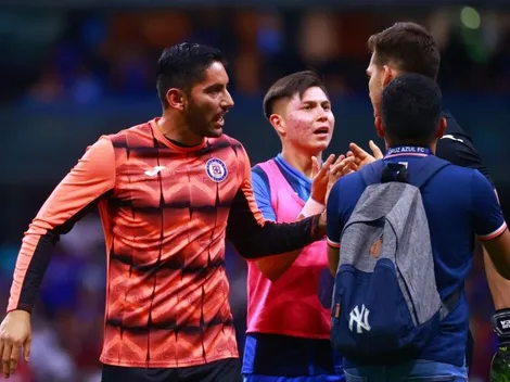 ¿Adiós, Chuy? Así recibieron a Jurado en el vestuario