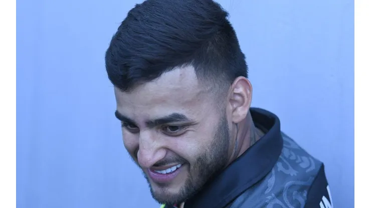 El delantero de Chivas seguirá con el Rebaño