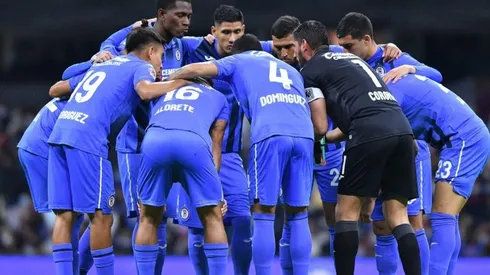 Cruz Azul se debate entrar a la Fiesta Grande por la puerta grande o por reclasificación