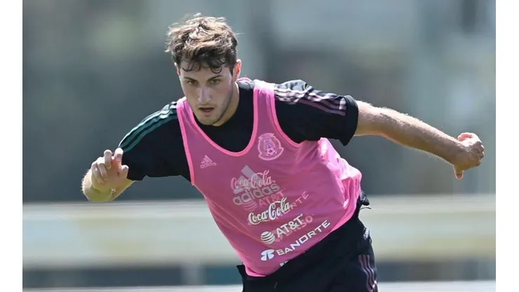 Santi Giménez volvió a ser llamado a la Selección mexicana mayor.