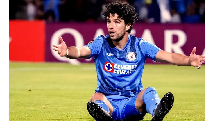 Nacho Rivero podría perderse el próximo partido de Cruz Azul ante América.