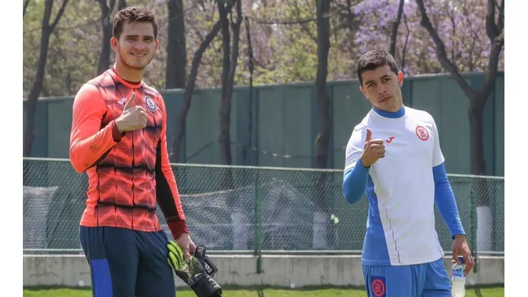 Cruz Azul se prepara para enfrentar a Gallos.