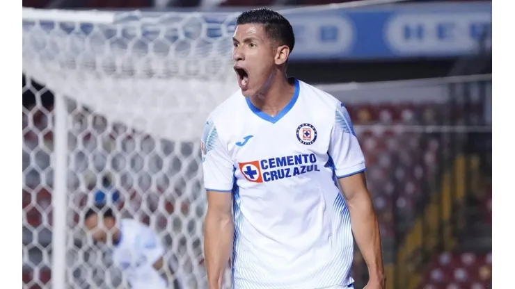 Uriel Antuna durante el partido ante el Querétaro