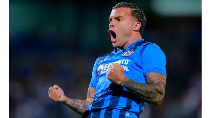 Cruz Azul peleará por el boleto directo a la Liguilla ante Gallos.