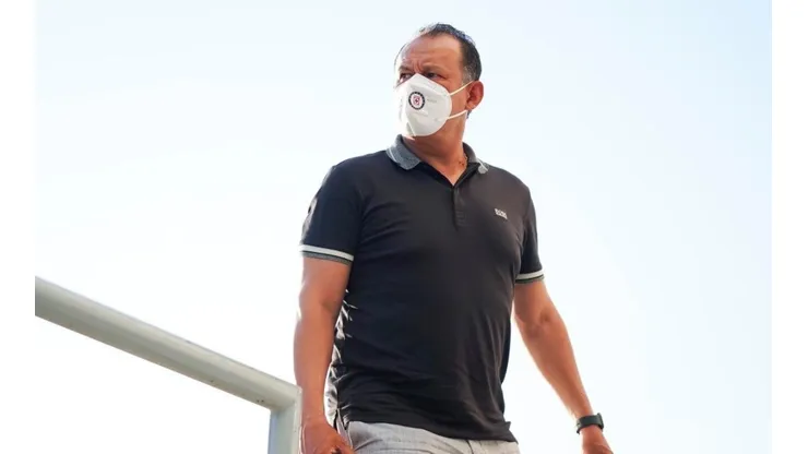 El entrenador quedó impactado tras conocer la noticia