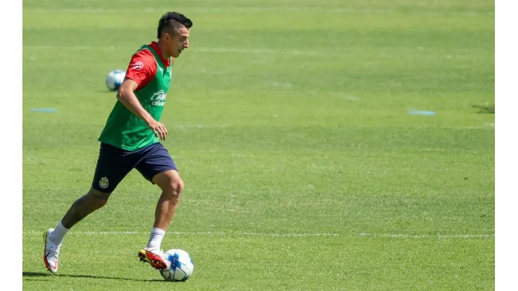 El 'Piojo' en un entrenamiento con Chivas