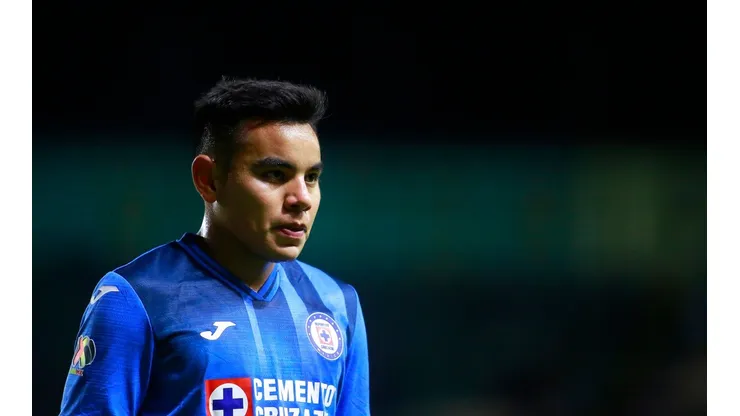 Carlos podría estar algunos meses fuera.