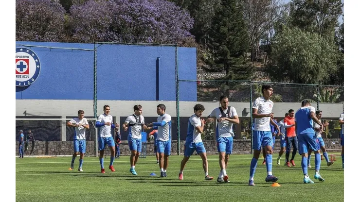 Cruz Azul empieza los trabajos para la Semifinal en Concachampions.