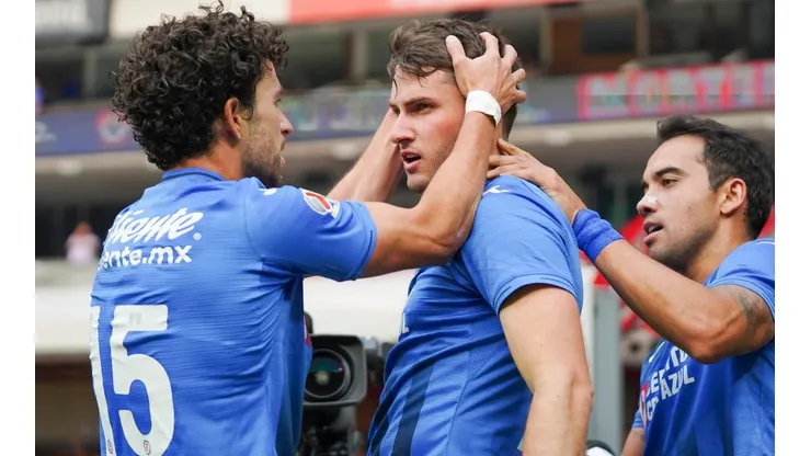 Santiago Giménez tiene un plan goleador para hacer brillar a Cruz Azul