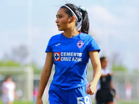 Jugadora de Cruz Azul Femenil Sub-17 se desvanece tras recibir un fuerte balonazo; la reportan estable