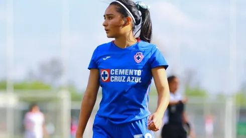 Adriana Ortiz, jugadora Sub-17 de Cruz Azul.