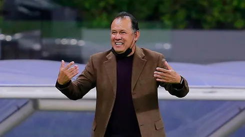 Juan Reynoso contaría con un refuerzo de lujo en Cruz Azul como reemplazo de Bryan Angulo.