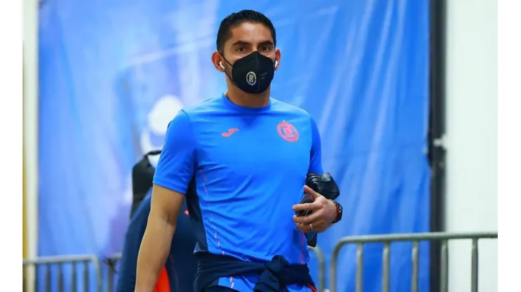 Corona sufrió dolencias en el calentamiento en la previa del Cruz Azul vs. CF Montreal
