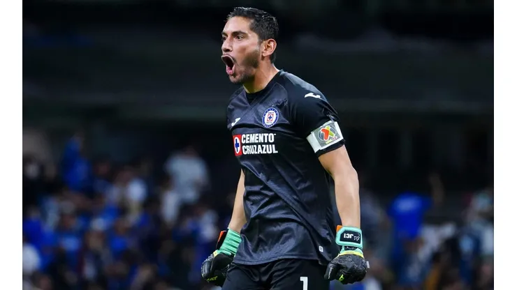 Jesús Corona se lesionó en Concachampions y causó baja de Cruz Azul.