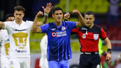 Uriel Antuna ante Pumas en la Jornada 10.