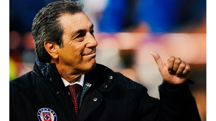 Tomás Boy fue anunciado como DT de Cruz Azul en 2015.