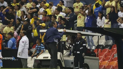 Tomás Boy festejó un gol de Cruz Azul ante la banca del América.