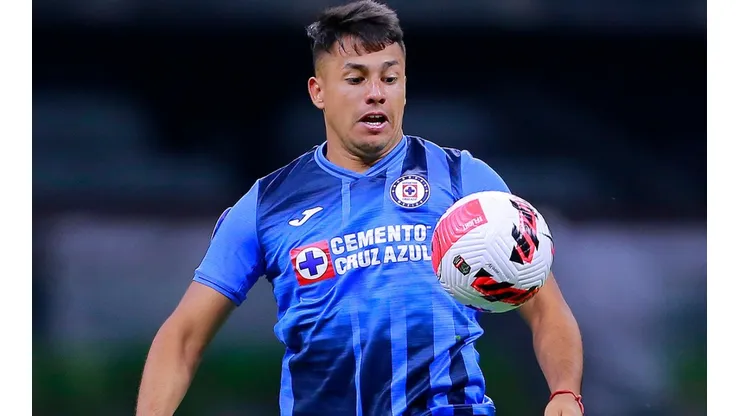 Iván Morales debutó en Concachampions con Cruz Azul frente al Forge FC.