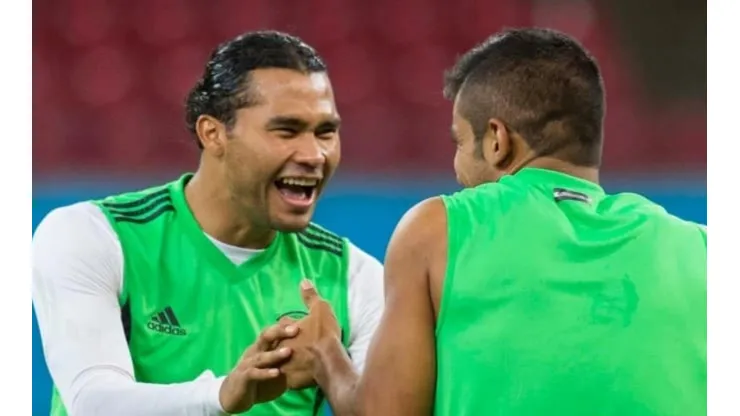 Gullit militó en El Salvador.