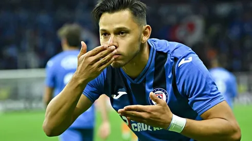 Ángel Romero se estrenó como goleador de Cruz Azul en Concachampions.