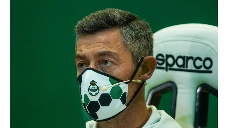 Pedro Caixinha no tuvo suerte en su vuelta a la Liga MX