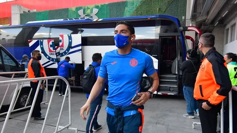 Corona llegando al Nemesio.