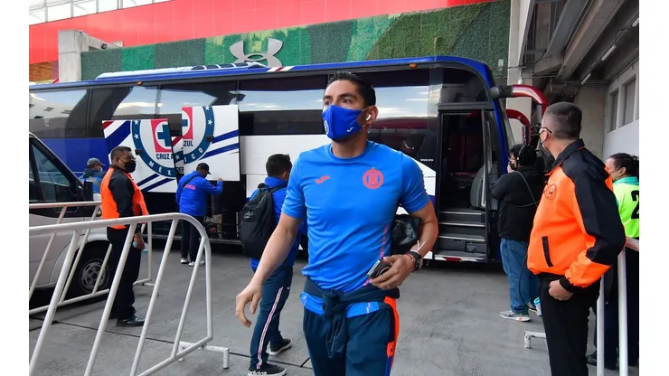 Corona llegando al Nemesio.