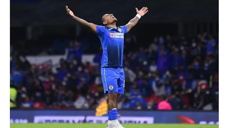 Rómulo Otero dentro del 11 ideal de la Concachampions gracias a su gol con Cruz Azul
