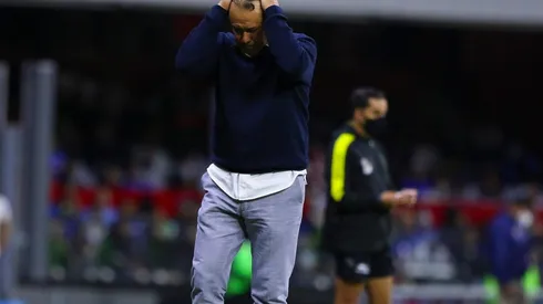 Reynoso incrédulo de lo que pasaba en los últimos minutos.