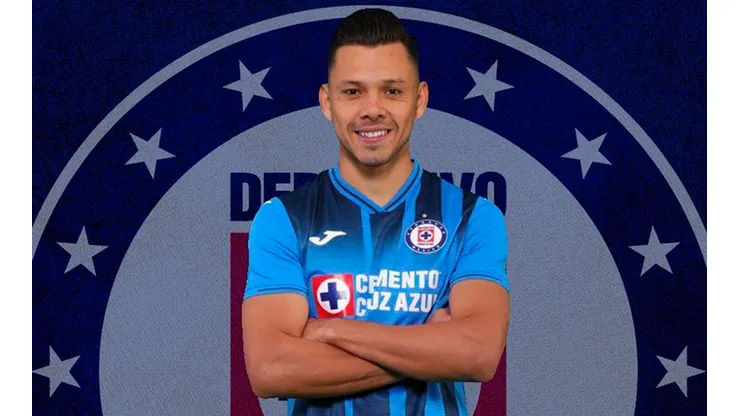 Ángel Romero fue incluido por primera vez en la convocatoria de Cruz Azul.