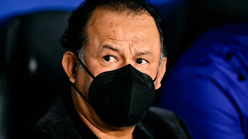 Preocupante: Ordiales no confirma la permanencia de Juan Reynoso