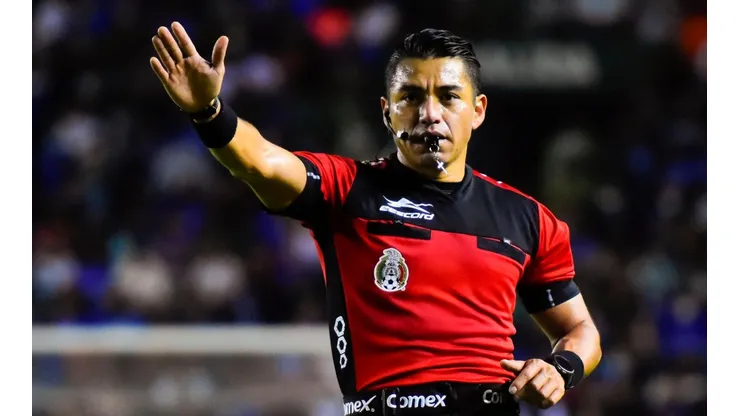 El central del León vs Cruz Azul.