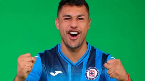 Iván Morales aún no ha debutado con Cruz Azul.
