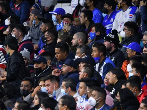 ¡Lo que faltaba! Aficionados protagonizan pelea en el Cruz Azul vs. Necaxa