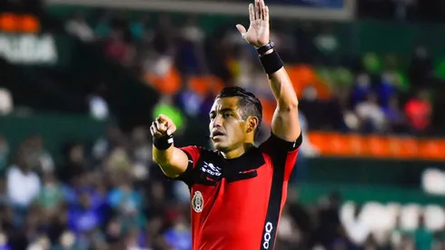 Villa estalla contra los árbitros por los penales no cobrados a Cruz Azul