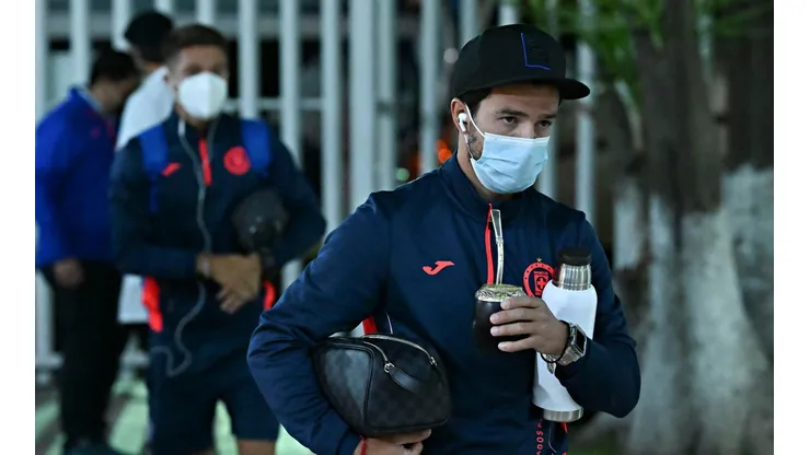 Rivero a su llegada al estadio del León.