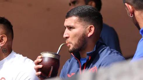 Juan Escobar dio la bienvenida a su compañero