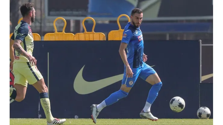 Alejandro Mayorga anotó el único gol para Cruz Azul ante América.