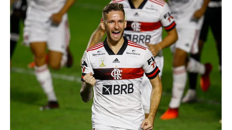¿Cuánto dinero ofrece Cruz Azul a Flamengo por Léo Pereira?