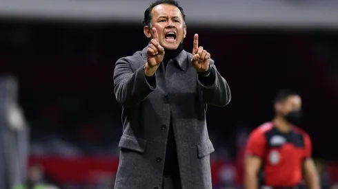 Juan Reynoso revela tres los fichajes que espera para Cruz Azul