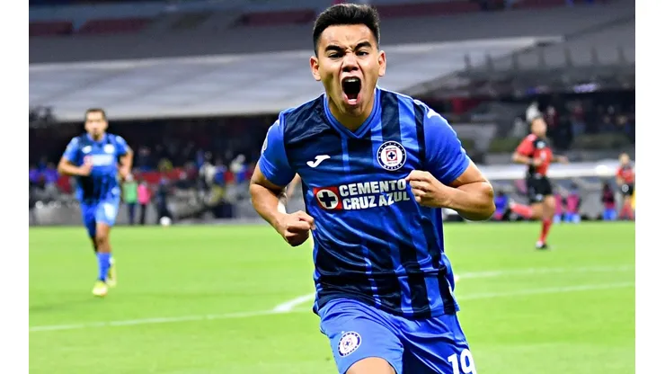 Charly Rodríguez firmó su segundo gol con Cruz Azul.