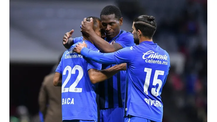 Cruz Azul protagoniza las portadas tras vencer a Tijuana en el debut