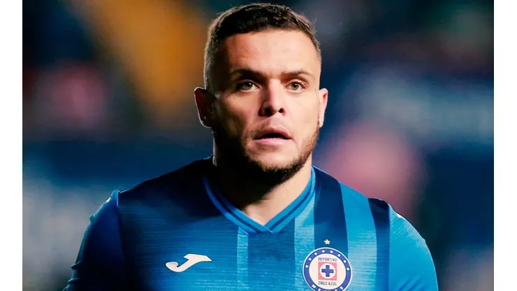 Jonathan Rodríguez dejó de ser jugador de Cruz Azul después de tres años.