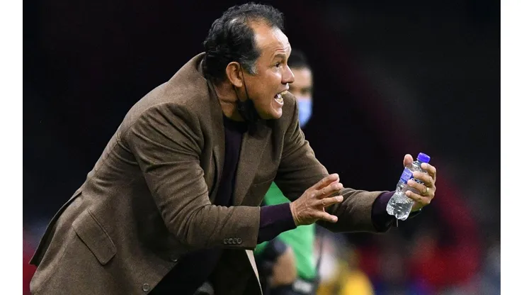 Juan Reynoso dirigió su partido 50 en Cruz Azul.